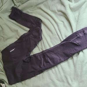 Gym shark leggings